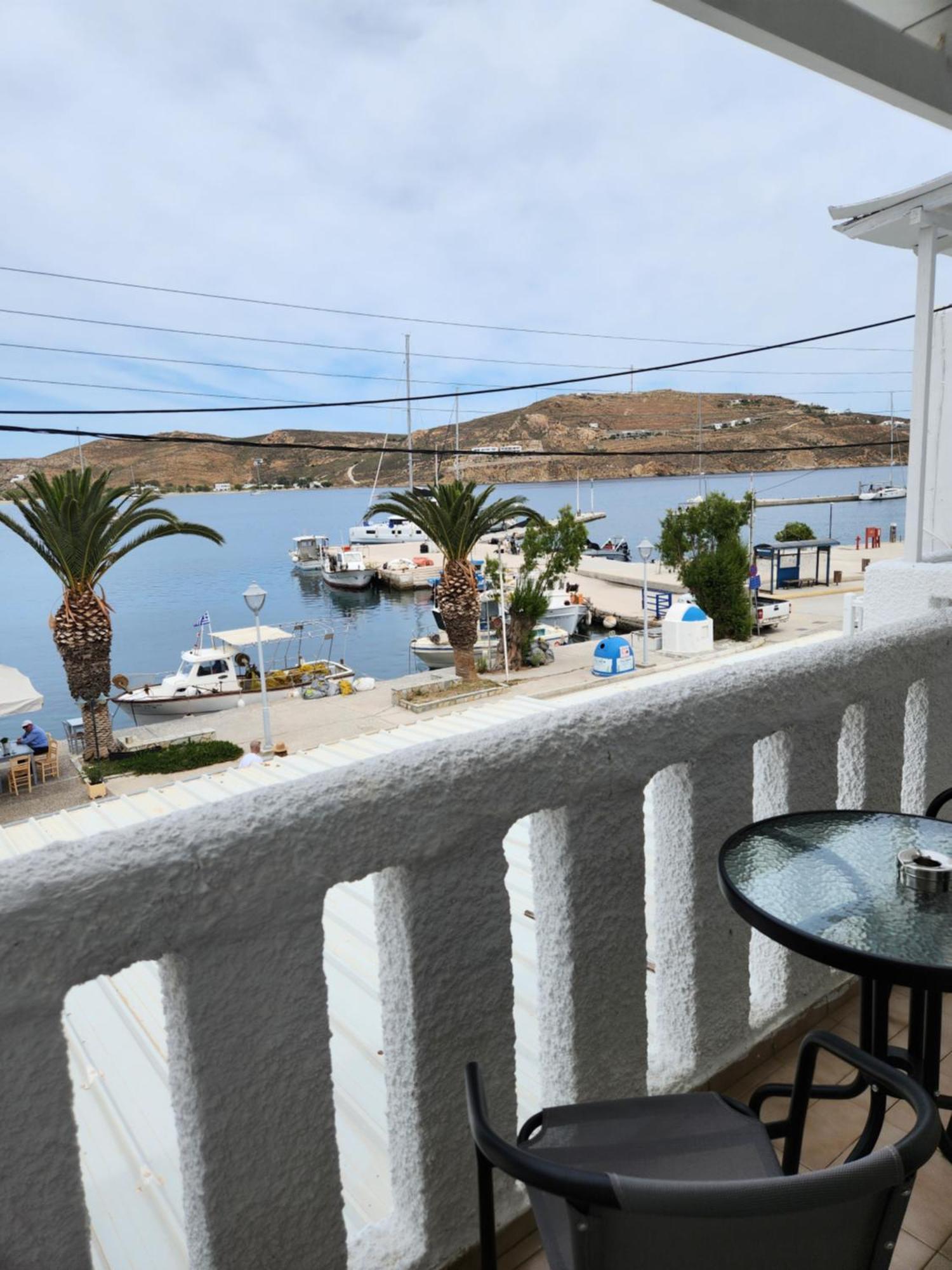 Eleios Hotel Serifos Ливадион Экстерьер фото