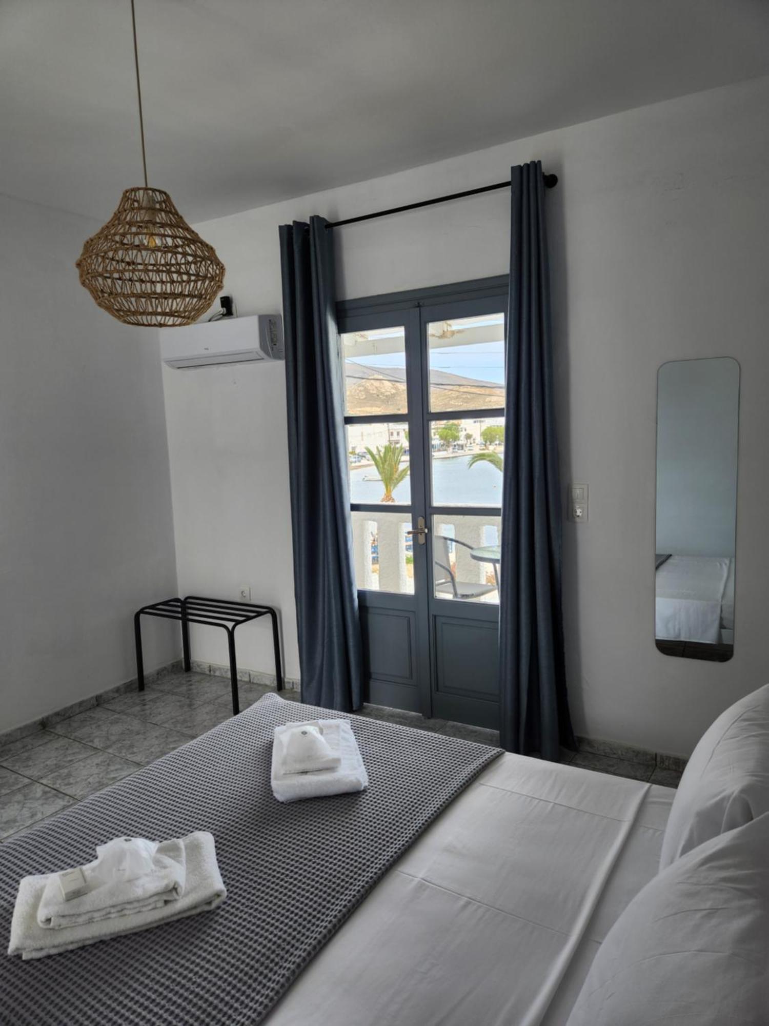 Eleios Hotel Serifos Ливадион Экстерьер фото