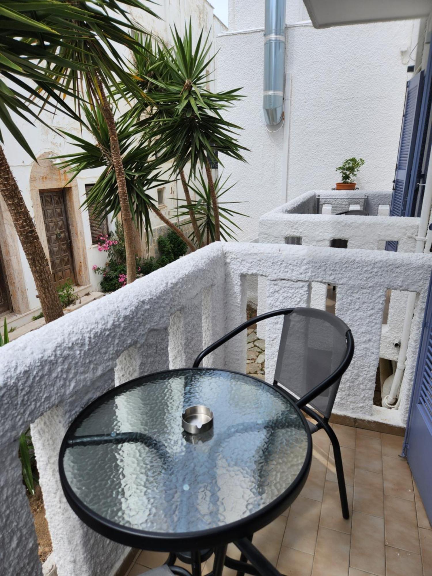 Eleios Hotel Serifos Ливадион Экстерьер фото
